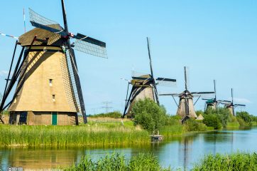 CC-BY Willem van Valkenburg
